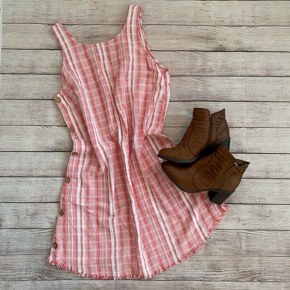 Universal Thread Dresses & Skirts - UNIVERSAL THREAD Sleeveless Summer Dress L
